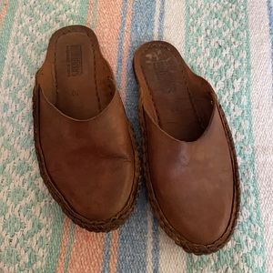 Mohinders Solid Slides